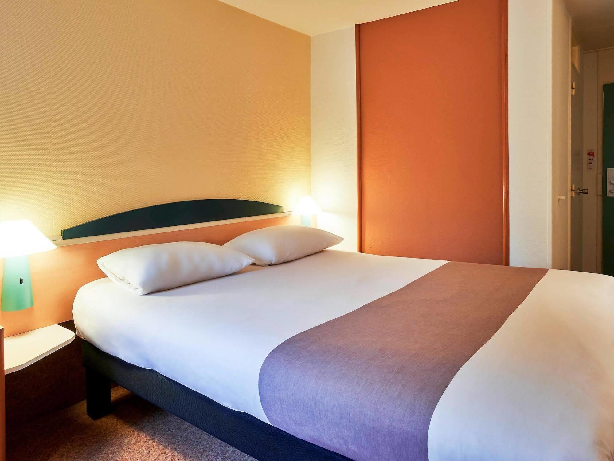 ไอบิส ทิลเบิร์ก Hotel ติลเบิร์ก ภายนอก รูปภาพ